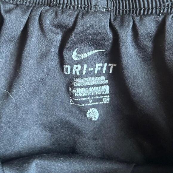 Nike Small Womens Activewear Dri Fit EUC Purple/Blue - Picture 2 of 3